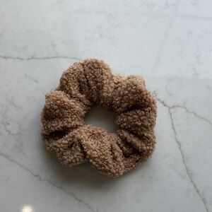 Cozy Teddy Sherpa Hair Scrunchie - Camel